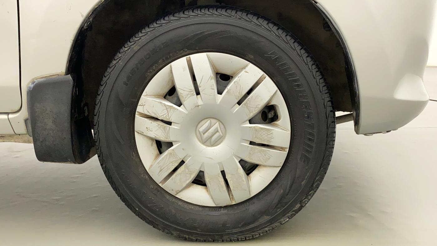 2012 Maruti Alto 800 LXI, Petrol, Manual, 25,076 km, Right Front Wheel