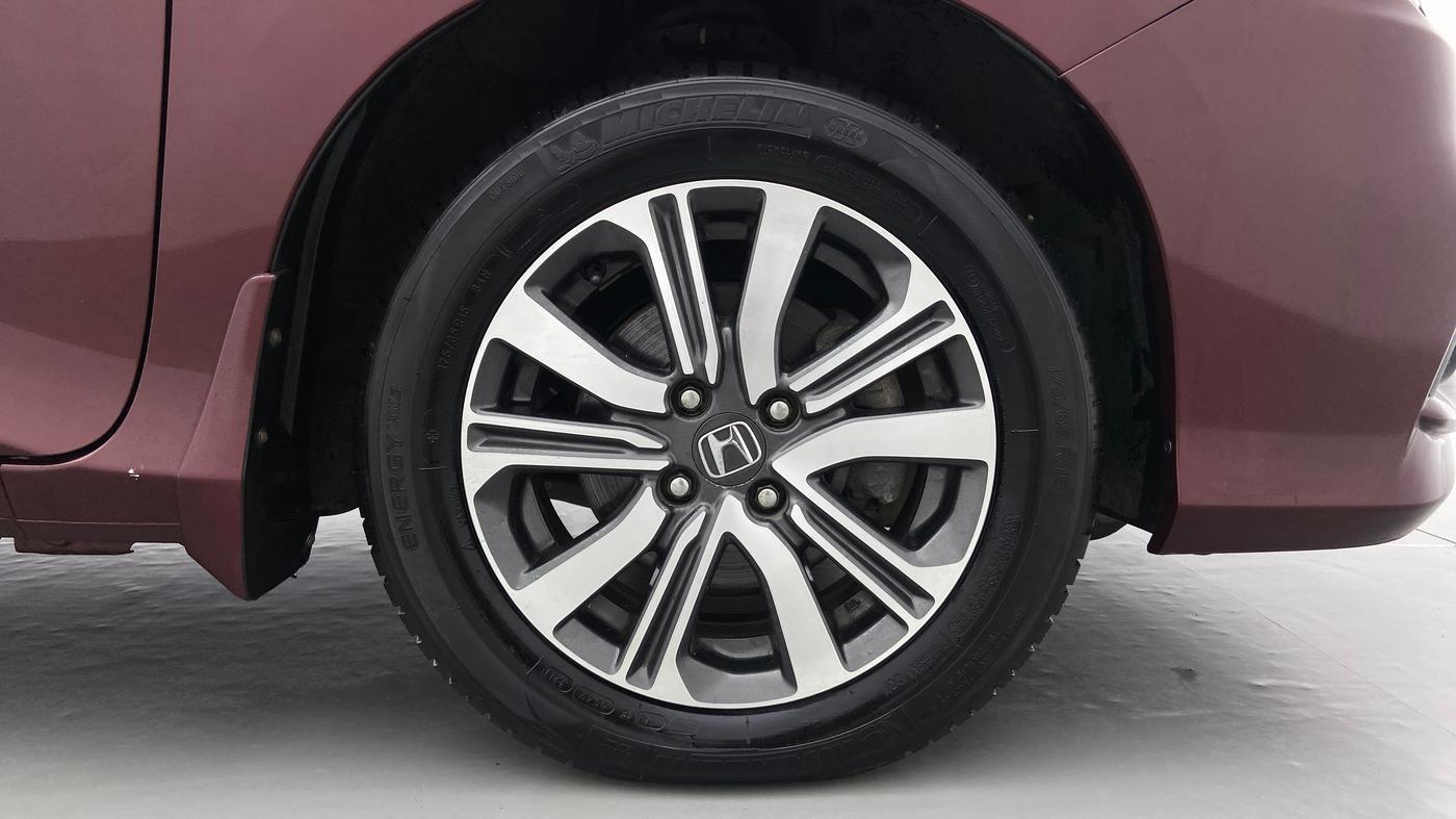 2017 Honda City V MT PETROL, Petrol, Manual, 81,879 km, Right Front Wheel