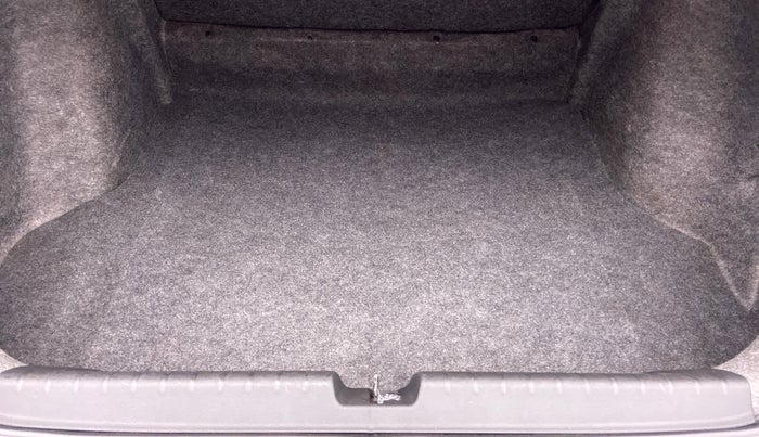 2017 Honda City V MT PETROL, Petrol, Manual, 81,879 km, Boot Inside