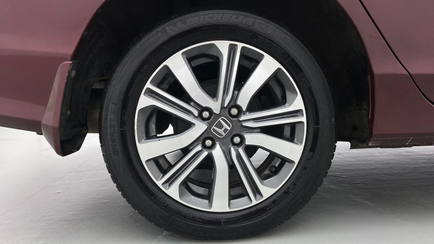 2017 Honda City V MT PETROL, Petrol, Manual, 81,879 km, Right Rear Wheel