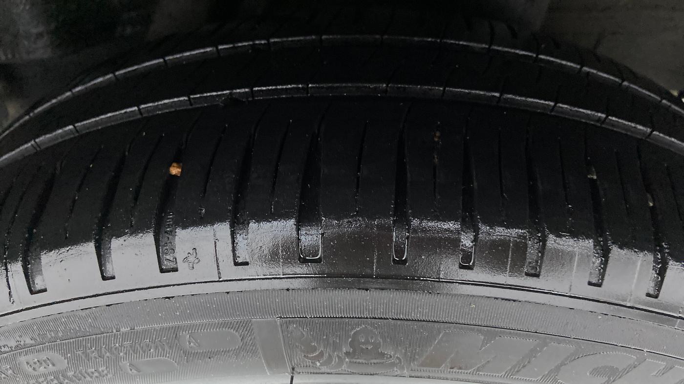 2017 Honda City V MT PETROL, Petrol, Manual, 81,879 km, Right Rear Tyre Tread