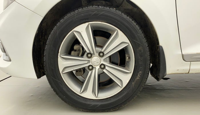 2019 Hyundai Verna 1.6 CRDI SX + AT, Diesel, Automatic, 47,152 km, Left Front Wheel