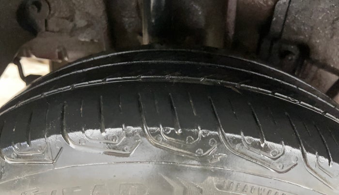 2022 Tata TIGOR XZ PLUS CNG, CNG, Manual, 70,690 km, Right Rear Tyre Tread