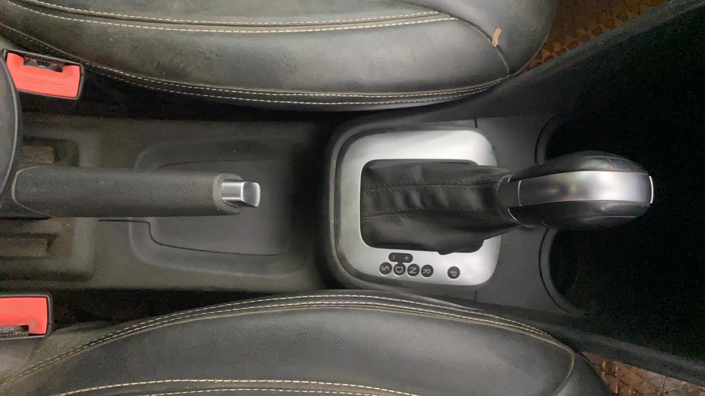 2022 Volkswagen Vento HIGHLINE PLUS 1.0L TSI AT, Petrol, Automatic, 79,093 km, Gear Lever