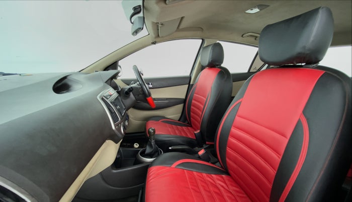 2012 Hyundai i20 MAGNA 1.2 VTVT, Petrol, Manual, 76,294 km, Right Side Front Door Cabin