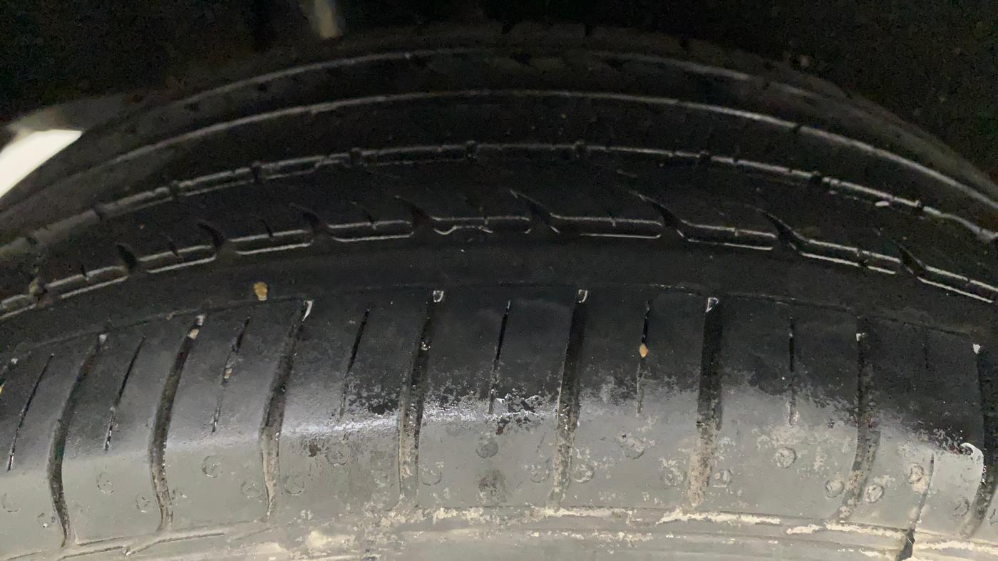 2019 Maruti Baleno ZETA PETROL 1.2, Petrol, Manual, 22,963 km, Right Rear Tyre Tread
