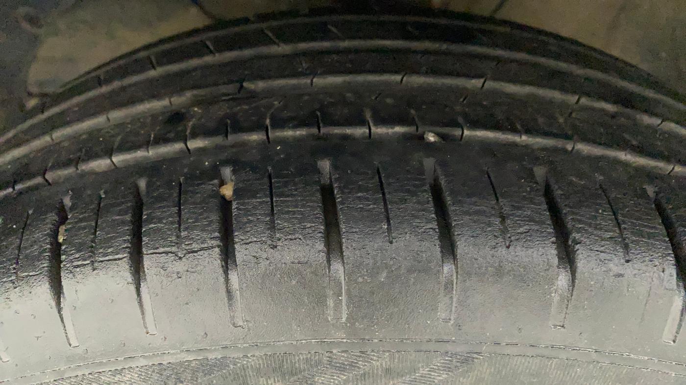 2019 Maruti Baleno ZETA PETROL 1.2, Petrol, Manual, 22,963 km, Left Front Tyre Tread