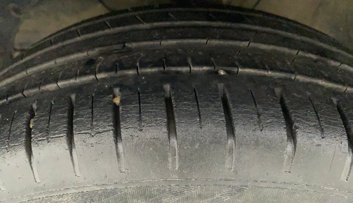 2019 Maruti Baleno ZETA PETROL 1.2, Petrol, Manual, 22,963 km, Left Front Tyre Tread