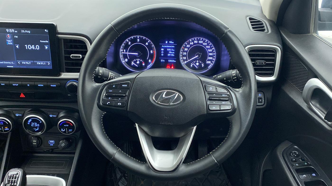 2020 Hyundai VENUE SX (O) 1.5 CRDI, Diesel, Manual, 53,131 km, Steering Wheel Close Up