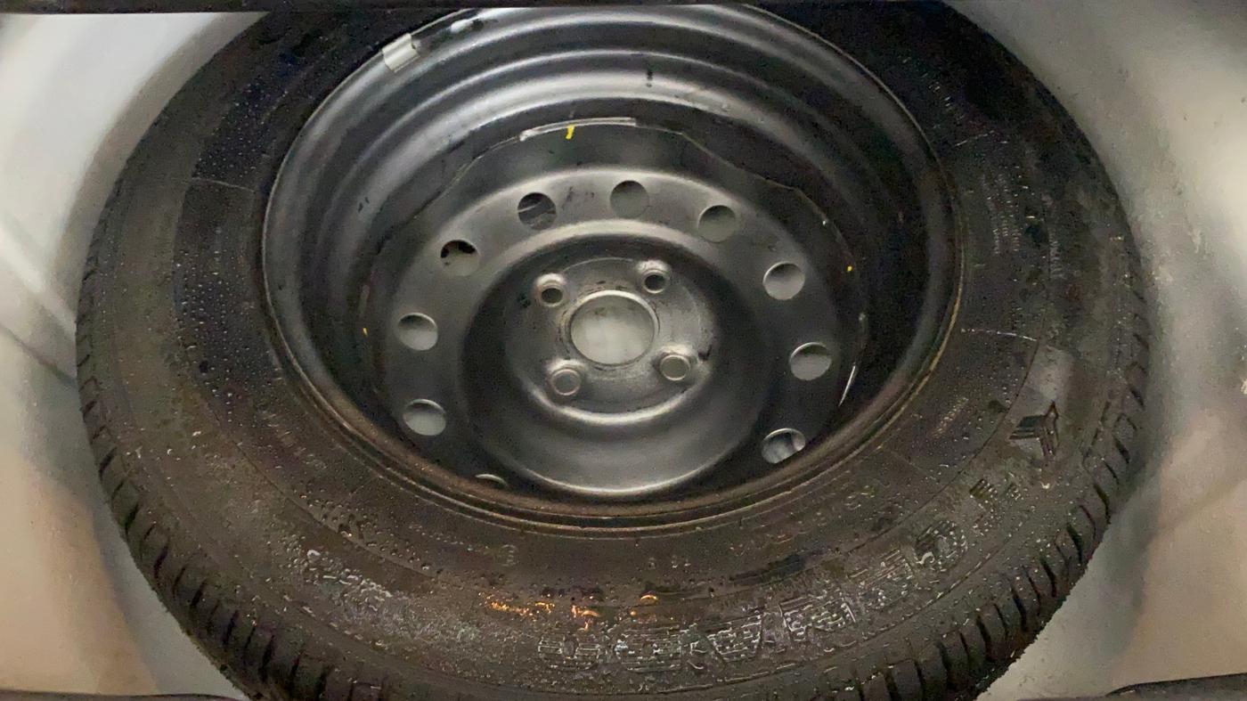 2021 Maruti Swift Dzire TOUR S-CNG (O), CNG, Manual, 76,452 km, Spare Tyre
