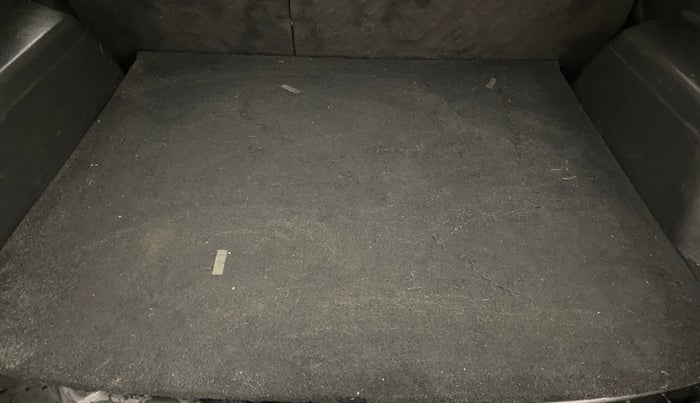 2020 MG HECTOR SHARP 2.0 DIESEL, Diesel, Manual, 1,27,421 km, Boot Inside