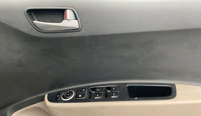 2014 Hyundai Grand i10 SPORTZ 1.2 KAPPA VTVT, Petrol, Manual, 63,329 km, Driver Side Door Panels Control