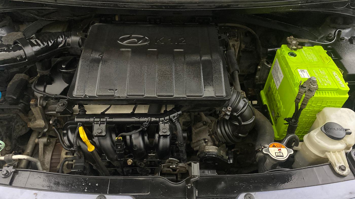 2014 Hyundai Xcent SX 1.2 (O), Petrol, Manual, 64,179 km, Engine View