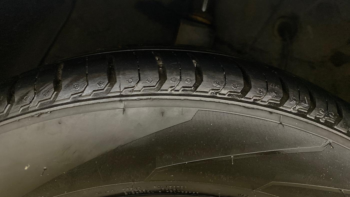 2014 Hyundai Xcent SX 1.2 (O), Petrol, Manual, 64,179 km, Right Rear Tyre Tread