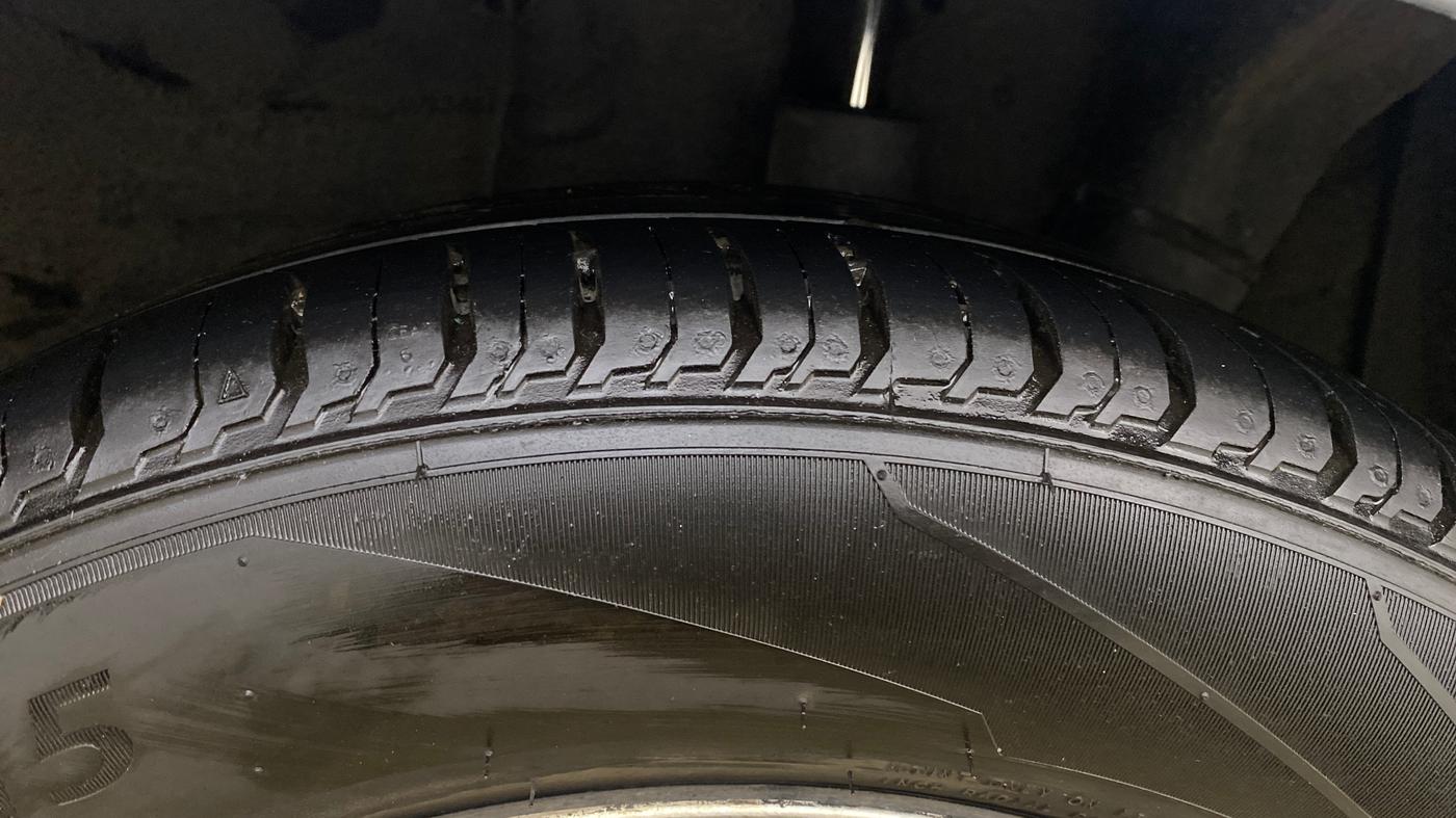 2014 Hyundai Xcent SX 1.2 (O), Petrol, Manual, 64,179 km, Left Rear Tyre Tread