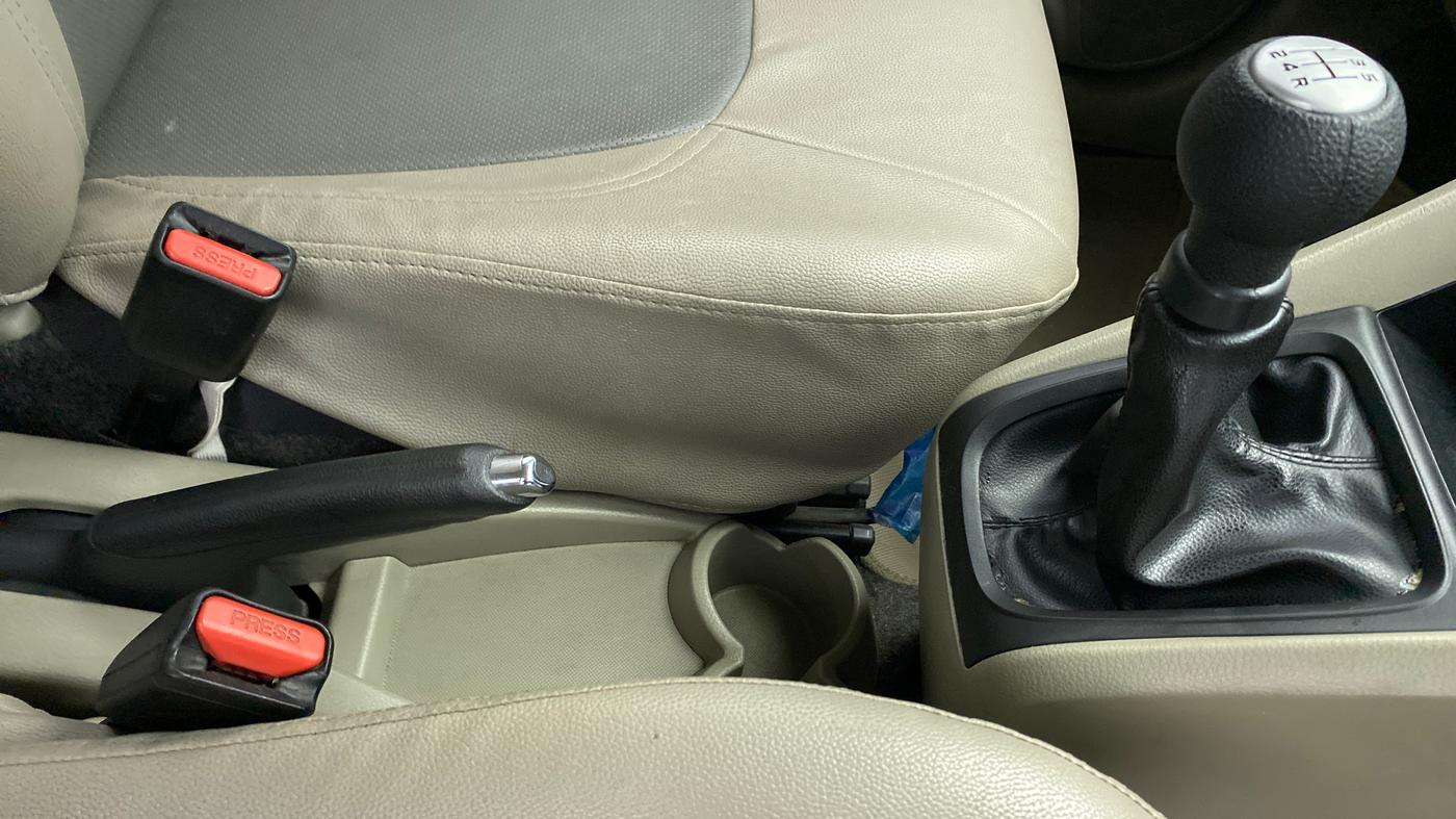 2015 Maruti Celerio VXI d, Petrol, Manual, 24,063 km, Gear Lever