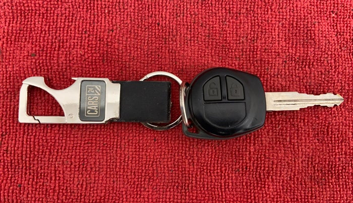 2014 Maruti Wagon R 1.0 VXI, Petrol, Manual, 50,917 km, Key Close Up