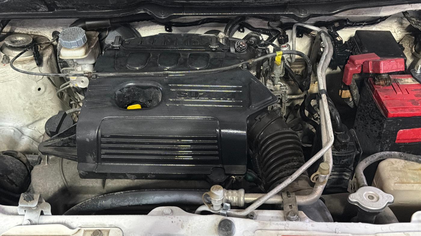 2017 Maruti Wagon R 1.0 VXI, Petrol, Manual, 20,374 km, Engine View