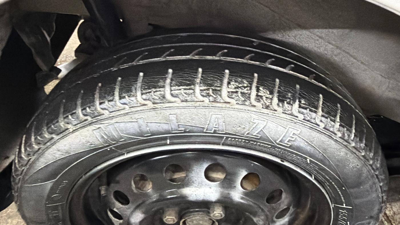 2017 Maruti Wagon R 1.0 VXI, Petrol, Manual, 20,374 km, Right Rear Tyre Tread