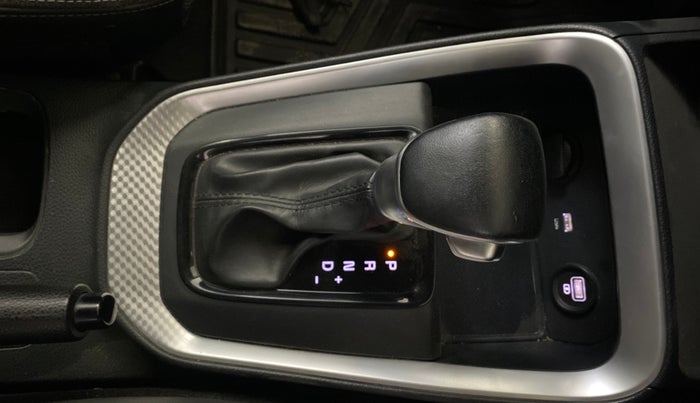 2020 KIA SONET HTK PLUS 1.0 DCT, Petrol, Automatic, 52,242 km, Gear Lever