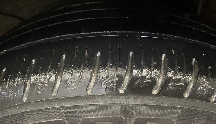 2020 KIA SONET HTK PLUS 1.0 DCT, Petrol, Automatic, 52,242 km, Left Rear Tyre Tread