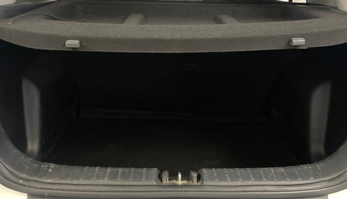 2020 KIA SONET HTK PLUS 1.0 DCT, Petrol, Automatic, 52,242 km, Boot Inside