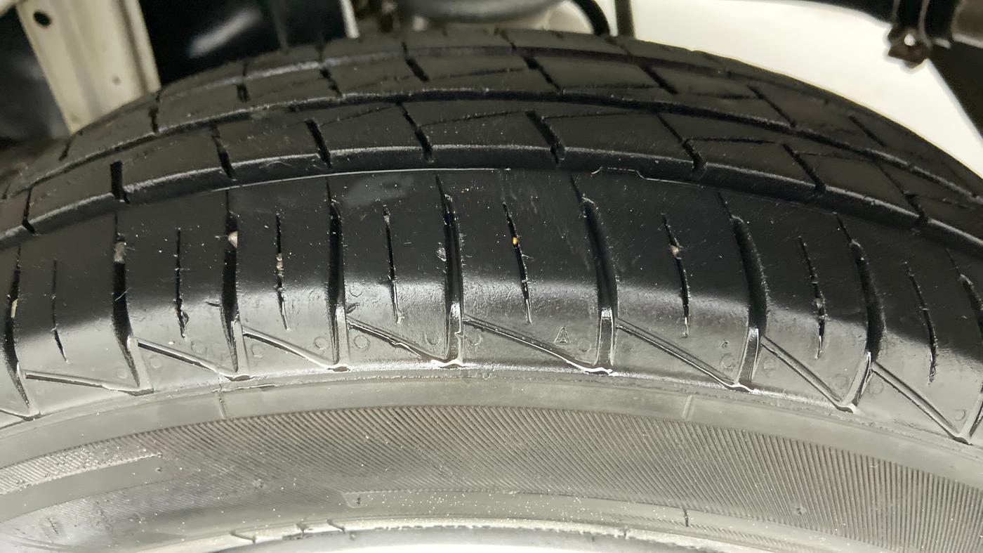 2020 Maruti Alto LXI, Petrol, Manual, 11,388 km, Left Rear Tyre Tread