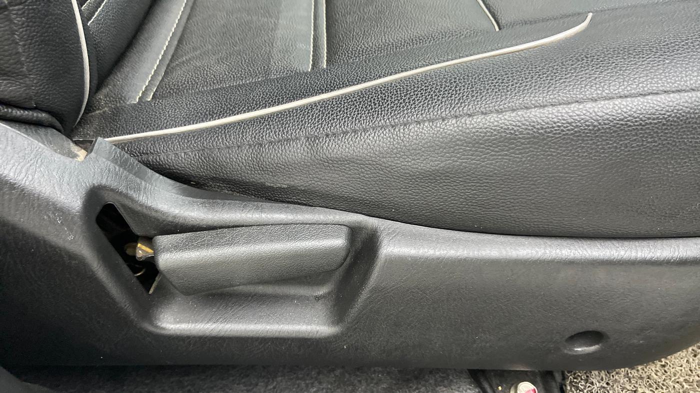 2020 Maruti Alto LXI, Petrol, Manual, 11,388 km, Driver Side Adjustment Panel