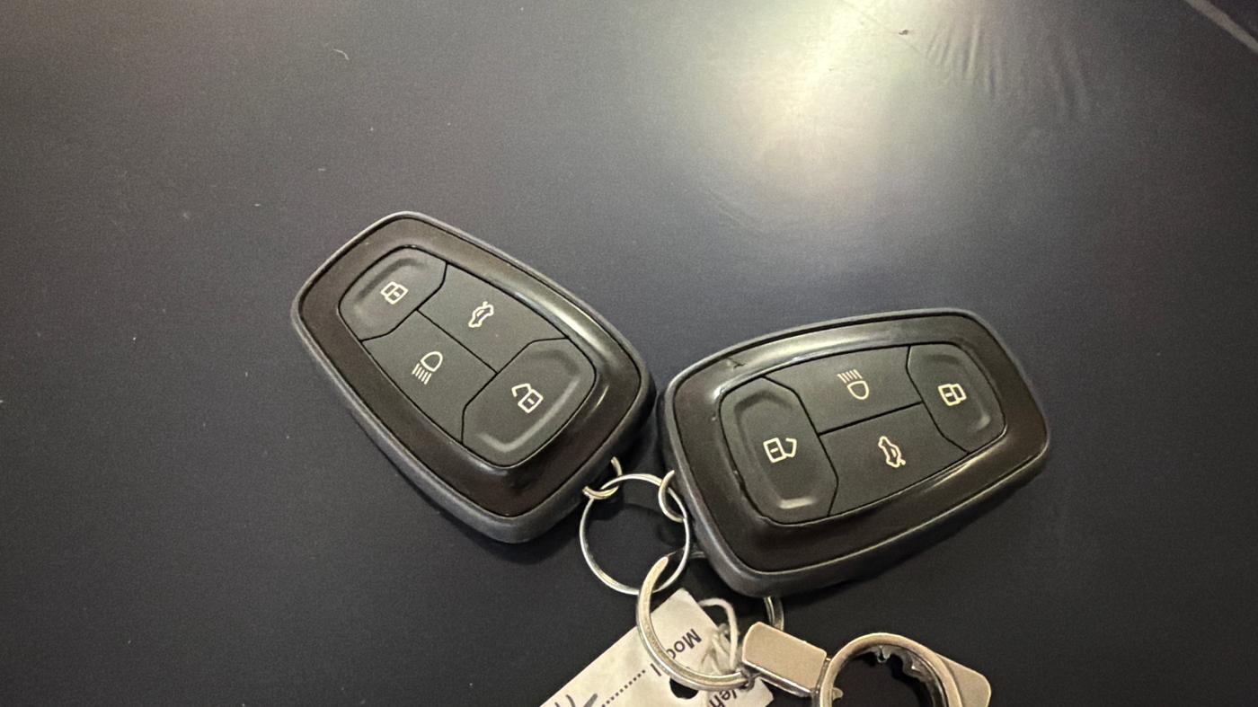 2022 Tata TIGOR XZ PLUS CNG, CNG, Manual, 86,596 km, Key Close Up