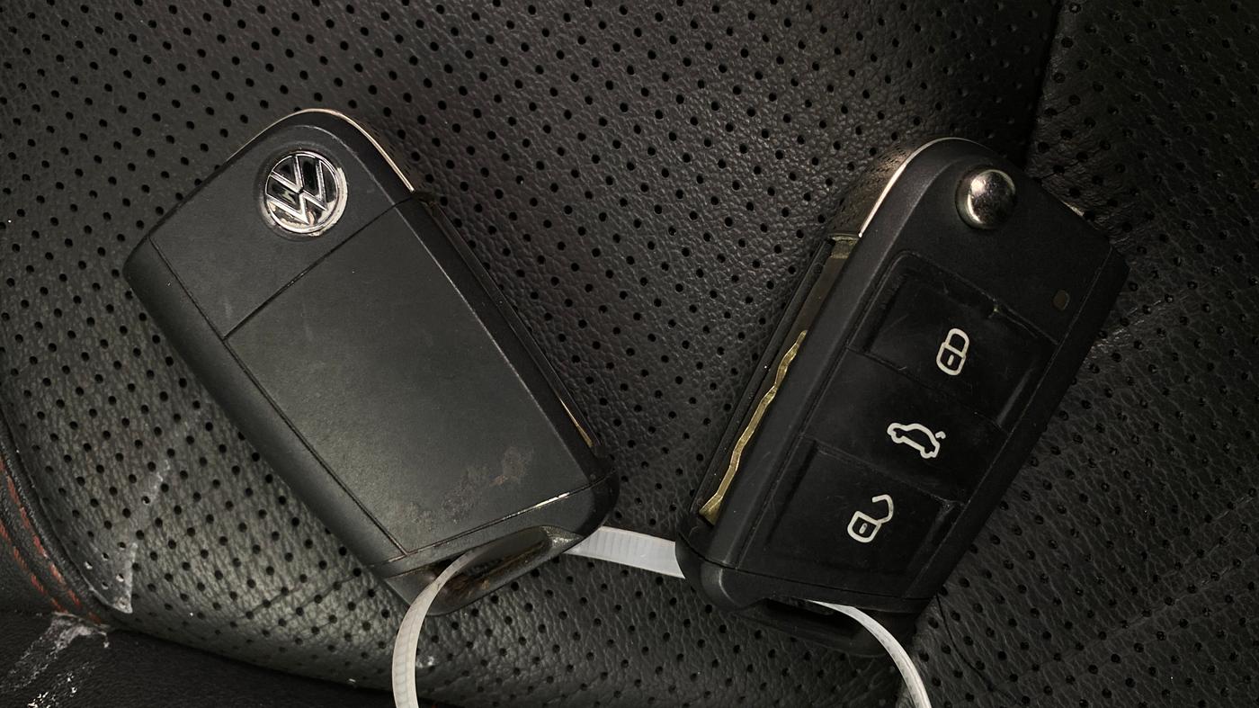 2023 Volkswagen VIRTUS GT PLUS TSI 1.5 EVO DSG, Petrol, Automatic, 97,812 km, Key Close Up