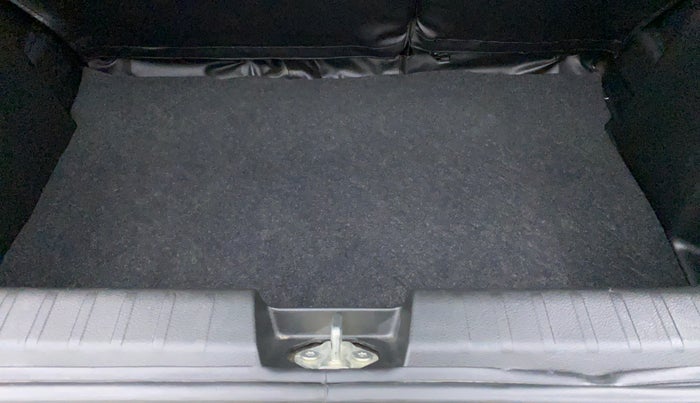 2020 Toyota Glanza G MT PETROL, Petrol, Manual, 11,076 km, Boot Inside