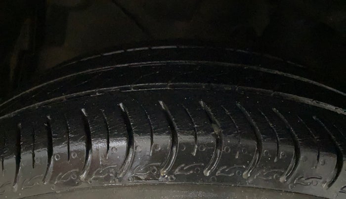 2018 Honda Amaze 1.2L I-VTEC VX, Petrol, Manual, 40,211 km, Left Front Tyre Tread
