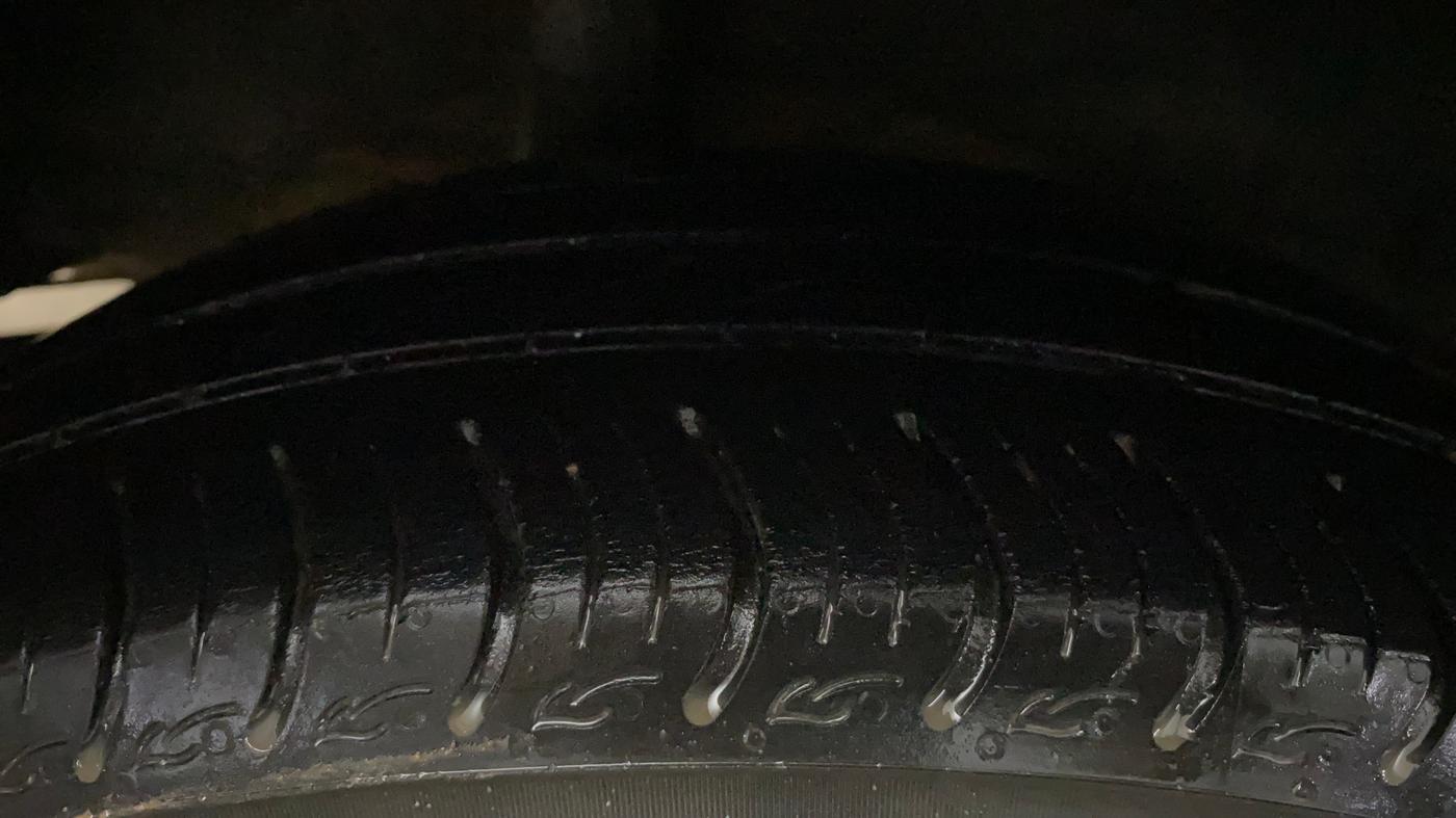 2018 Honda Amaze 1.2L I-VTEC VX, Petrol, Manual, 40,211 km, Right Rear Tyre Tread