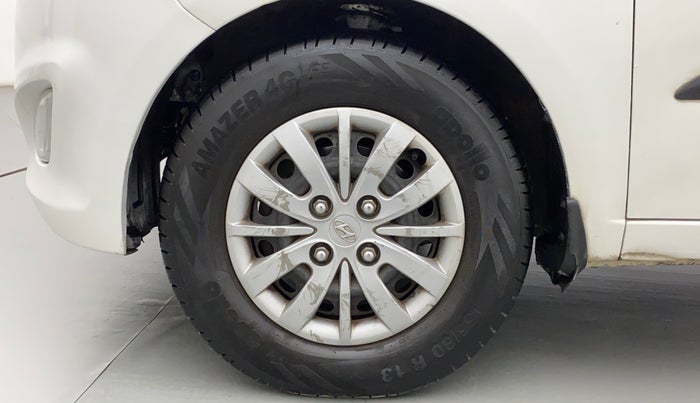 2016 Hyundai i10 SPORTZ 1.1, CNG, Manual, 68,904 km, Left Front Wheel