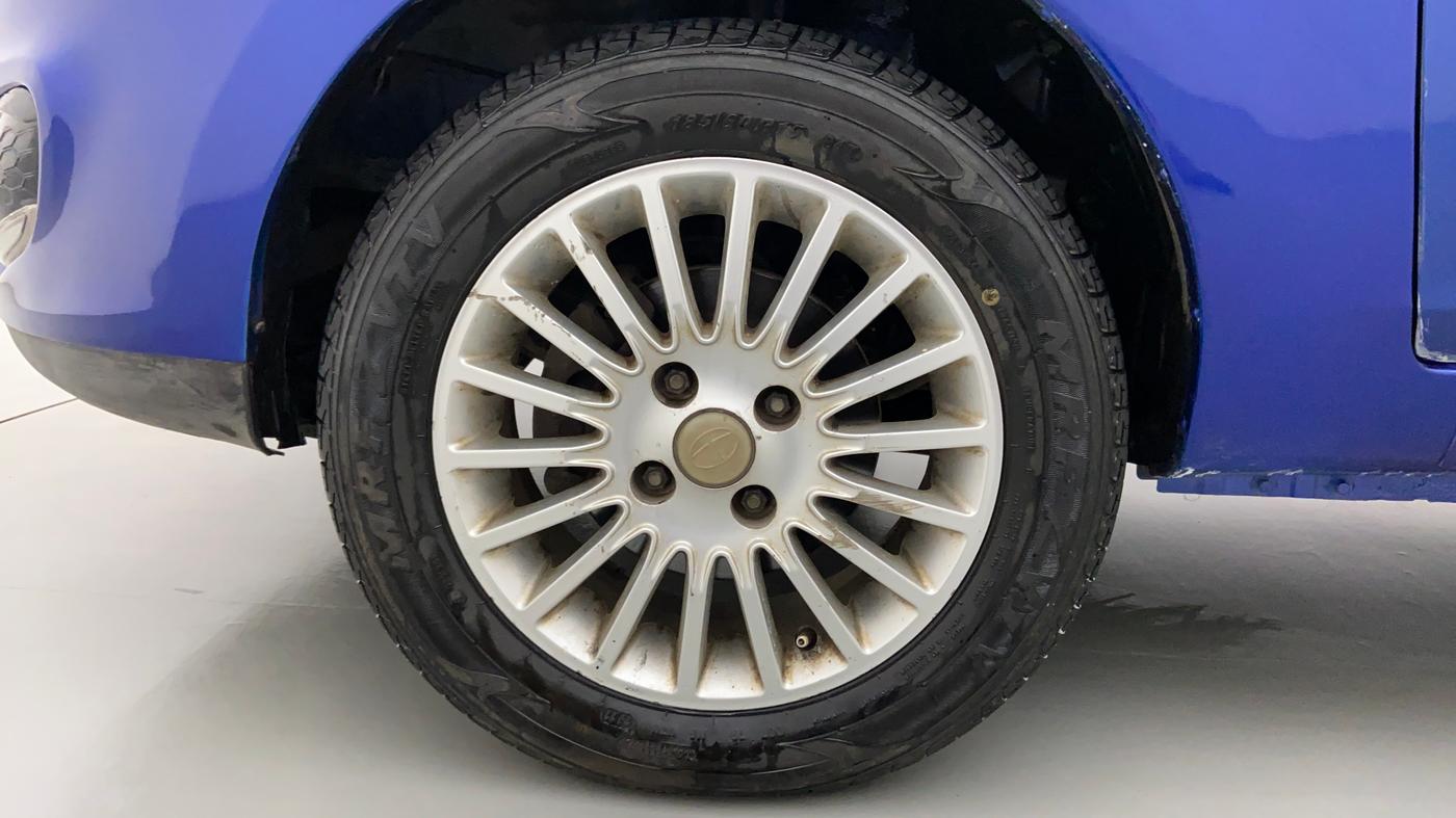 2014 Tata Zest XT RT, Petrol, Manual, 73,417 km, Left Front Wheel
