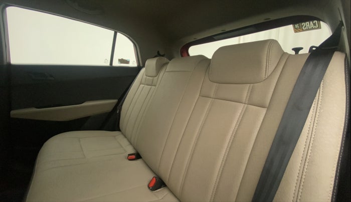 2017 Hyundai Creta E PLUS 1.6 PETROL, Petrol, Manual, 23,252 km, Right Side Rear Door Cabin