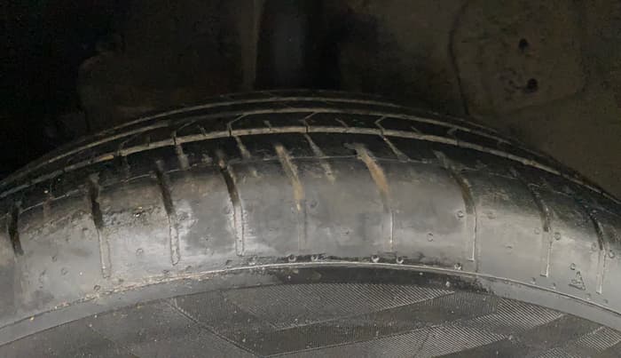 2018 Tata NEXON XZ PLUS DIESEL, Diesel, Manual, 1,12,949 km, Right Rear Tyre Tread