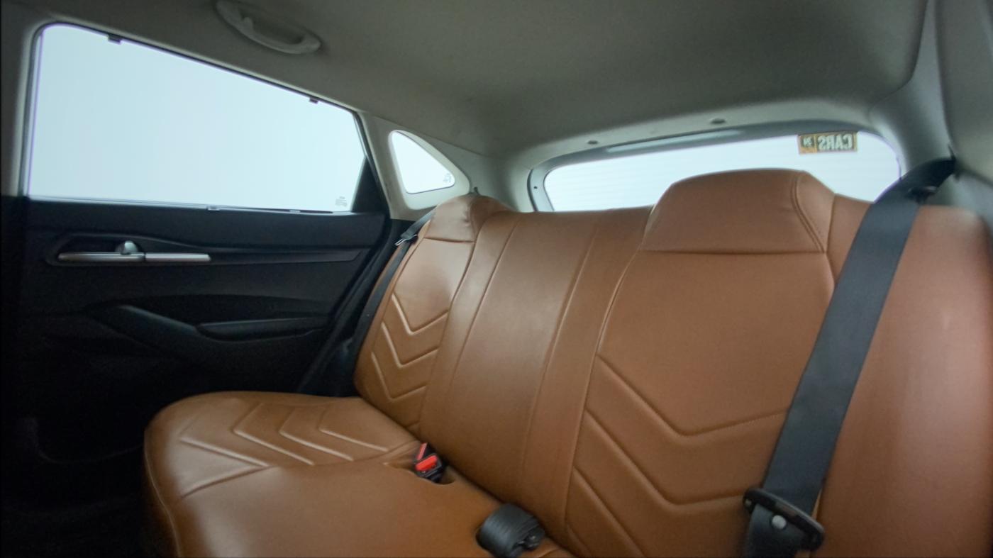2020 KIA SELTOS HTK PLUS 1.5 DIESEL, Diesel, Manual, 58,199 km, Right Side Rear Door Cabin