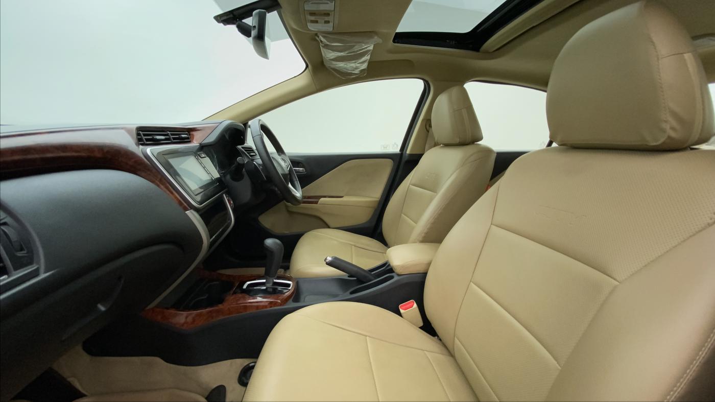 2020 Honda City VX CVT PETROL, Petrol, Automatic, 32,262 km, Right Side Front Door Cabin