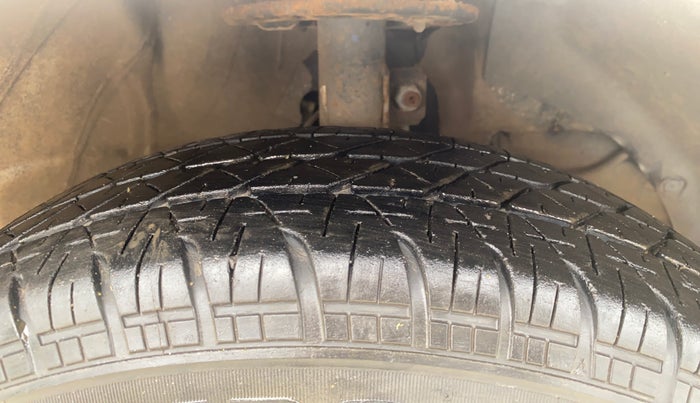 2019 Maruti Swift VXI, Petrol, Manual, 1,15,652 km, Right Front Tyre Tread