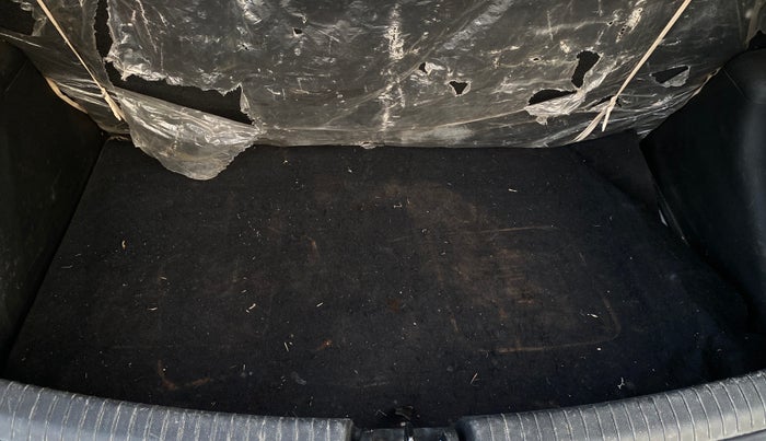 2015 Hyundai Grand i10 SPORTZ 1.2 KAPPA VTVT, Petrol, Manual, 63,232 km, Boot Inside