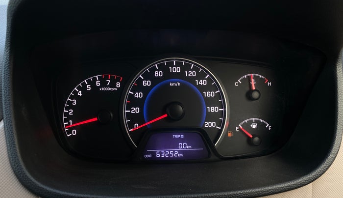 2015 Hyundai Grand i10 SPORTZ 1.2 KAPPA VTVT, Petrol, Manual, 63,232 km, Odometer Image