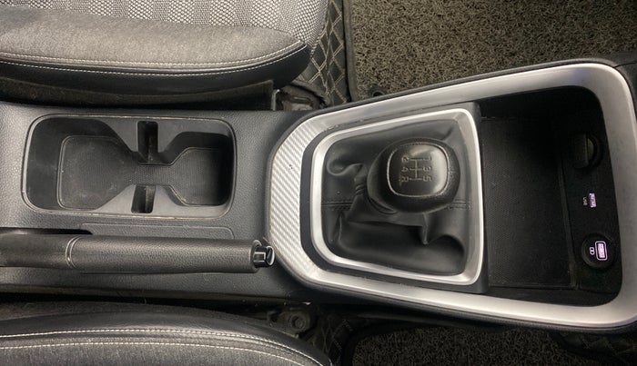 2023 KIA SONET HTK PLUS 1.2, Petrol, Manual, 44,168 km, Gear Lever