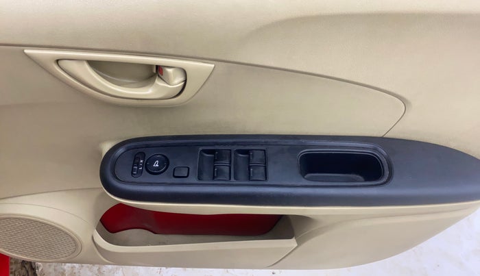 2016 Honda Brio S MT, Petrol, Manual, 30,897 km, Driver Side Door Panels Control