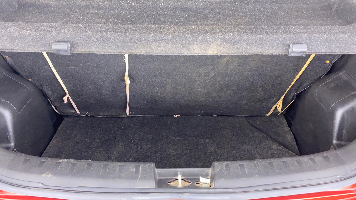 2014 Maruti Swift VXI D, Petrol, Manual, 31,335 km, Boot Inside