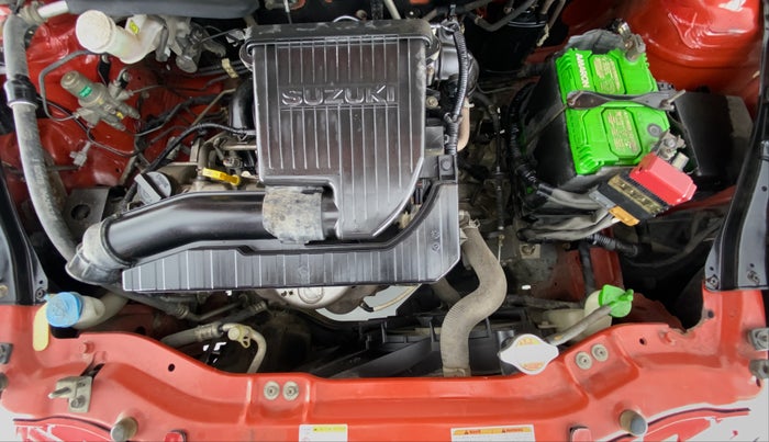 2014 Maruti Swift VXI D, Petrol, Manual, 31,335 km, Open Bonet
