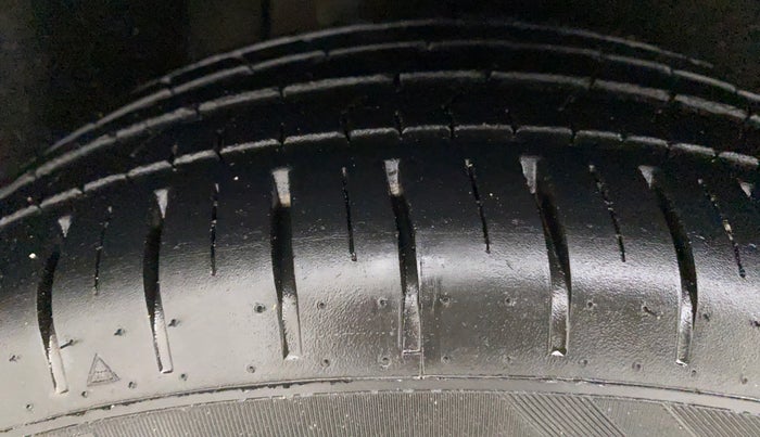 2020 Maruti Baleno ZETA PETROL 1.2, Petrol, Manual, 14,813 km, Right Rear Tyre Tread