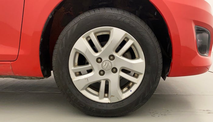 2012 Maruti Swift Dzire ZXI, Petrol, Manual, 65,154 km, Right Front Wheel