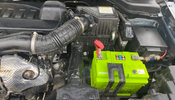 2021 Mahindra XUV300 W8 (O) 1.5 DIESEL, Diesel, Manual, 32,332 km, Engine View - Left