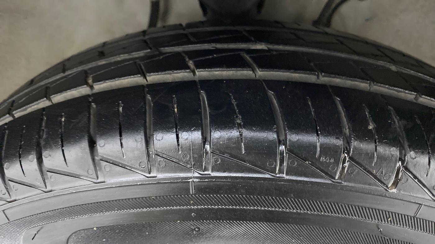 2020 Maruti Alto VXI, Petrol, Manual, 5,044 km, Right Front Tyre Tread